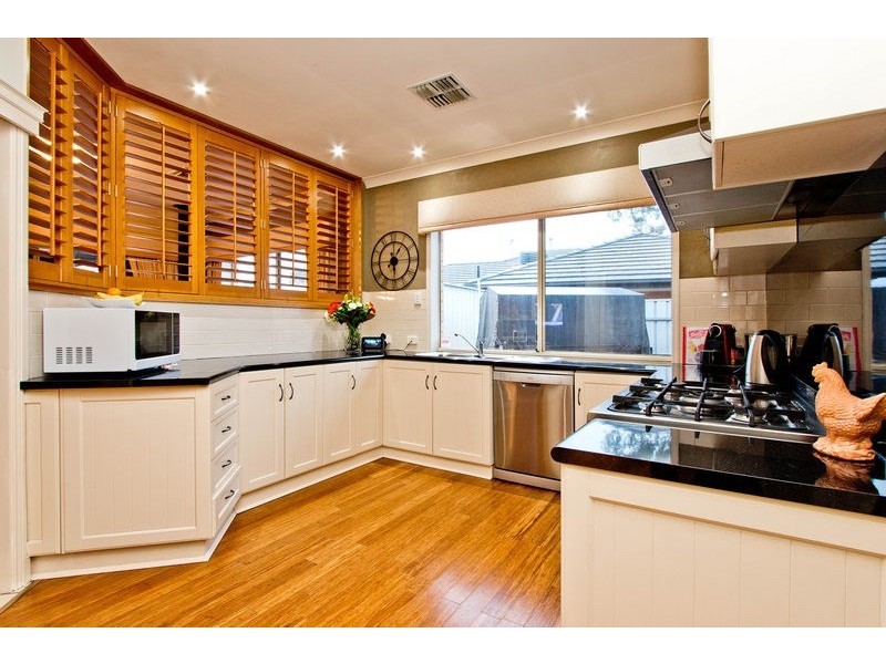 5 The Outlook, Salisbury Heights SA 5109