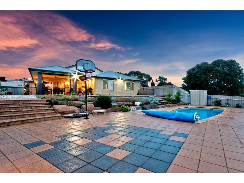 5 The Outlook, Salisbury Heights SA 5109
