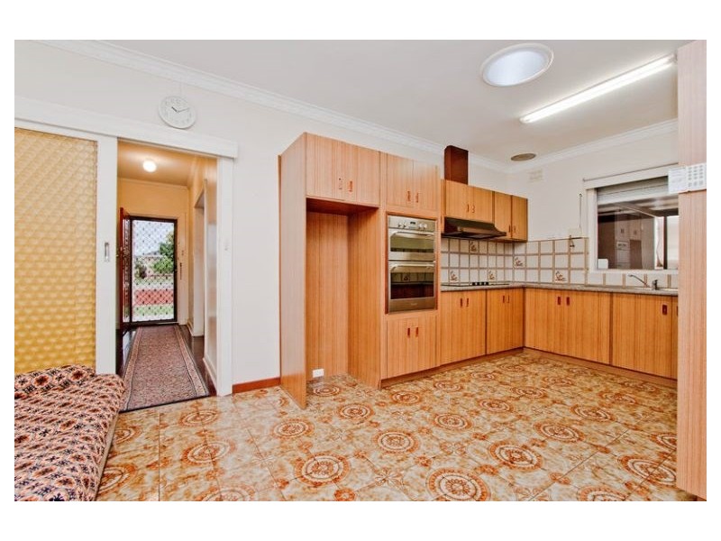 537 Grange Road, Seaton SA 5023