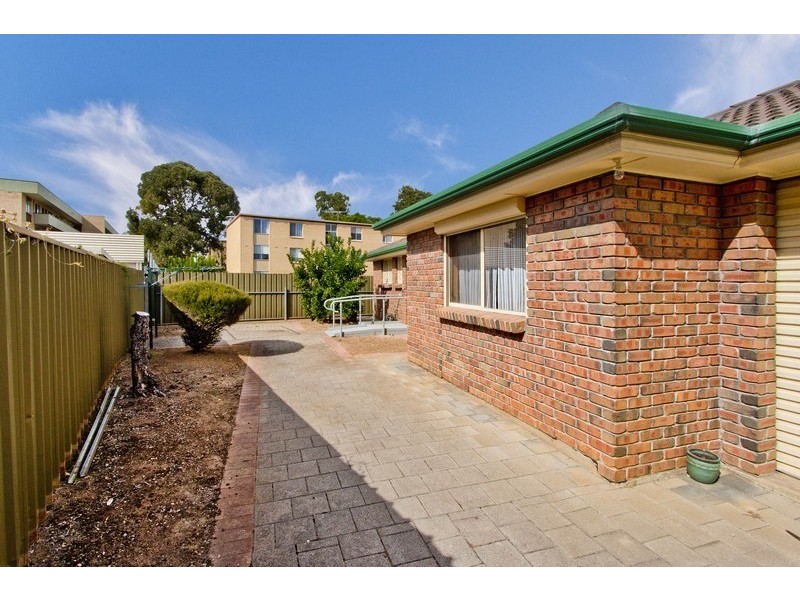 3/241 Findon Road, Findon SA 5023