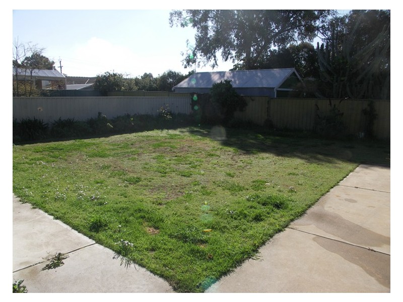 12 Farncomb Road, Fulham SA 5024