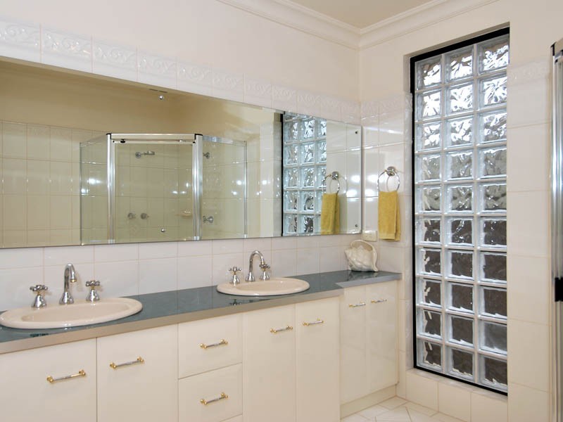 4 Riverway Drive, Kidman Park SA 5025