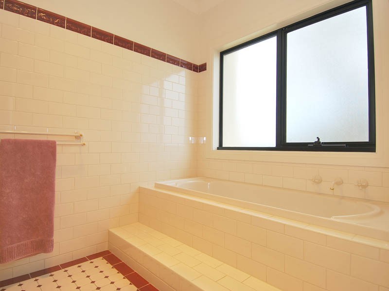 4 Riverway Drive, Kidman Park SA 5025