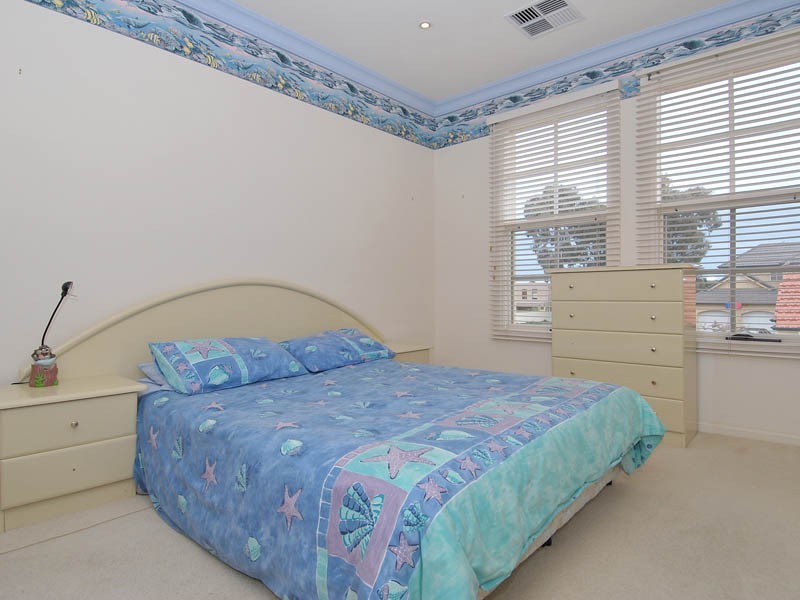 4 Riverway Drive, Kidman Park SA 5025