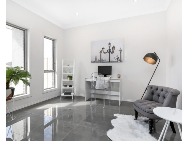 8 Maria Street, Findon SA 5023