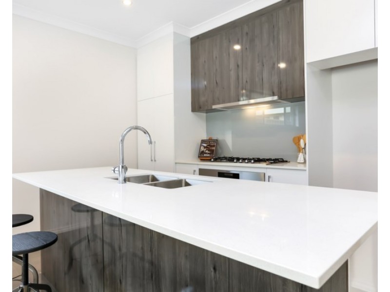 8 Maria Street, Findon SA 5023