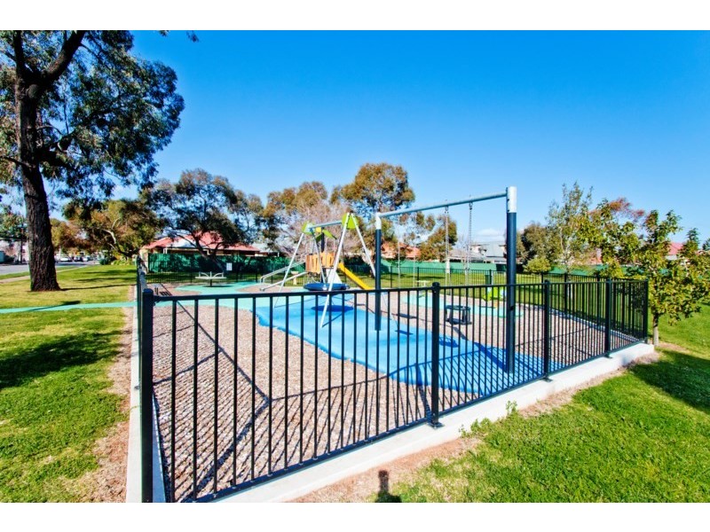 70 Tolley Crescent, Brooklyn Park SA 5032