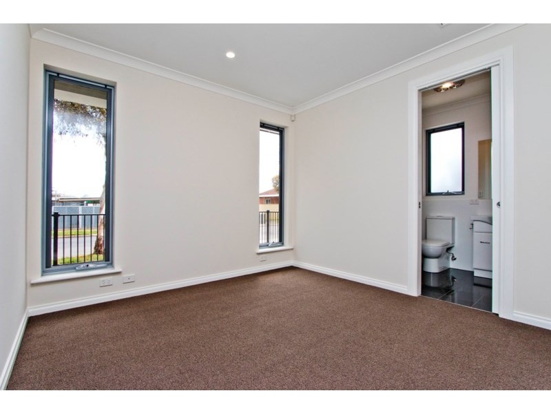 13 Hill Street, Woodville South SA 5011