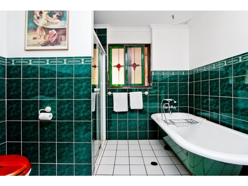 14 Greenfield Crescent, West Lakes Shore SA 5020