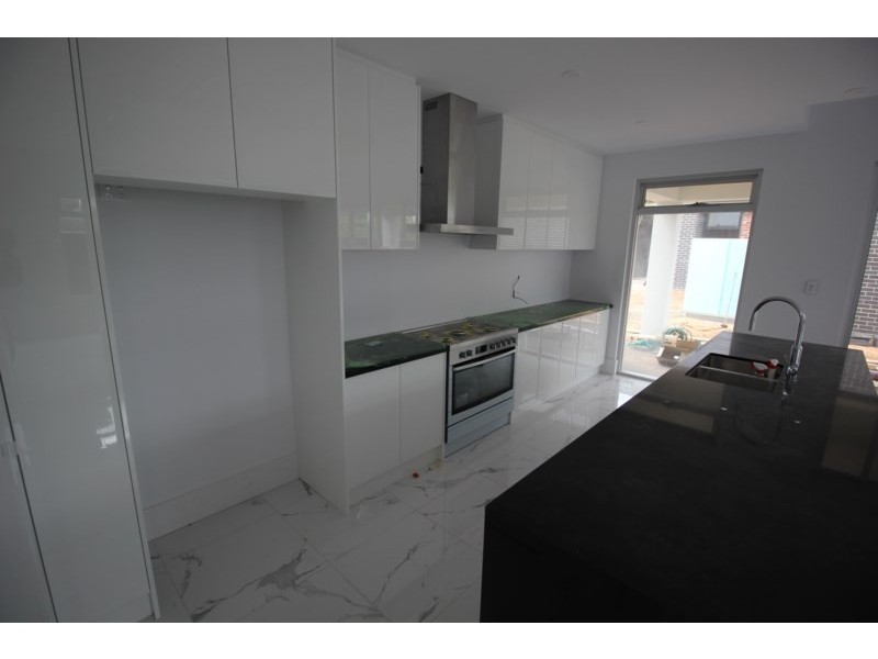 49B Dumfries Avenue, Seaton SA 5023