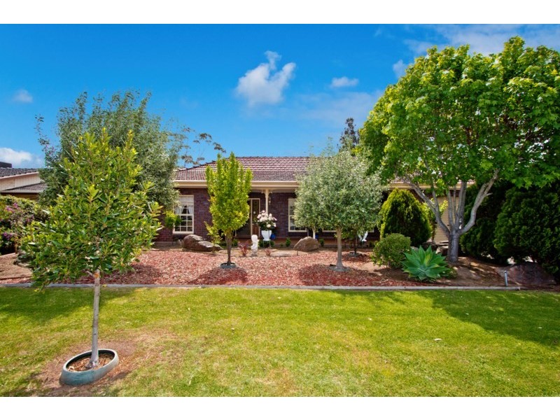 17 Chatswood Crescent, Kidman Park SA 5025