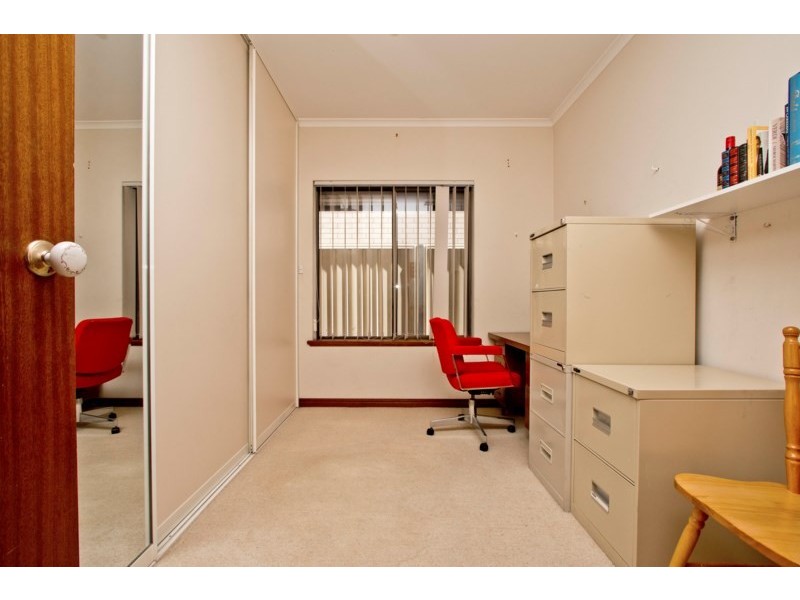 17 Chatswood Crescent, Kidman Park SA 5025