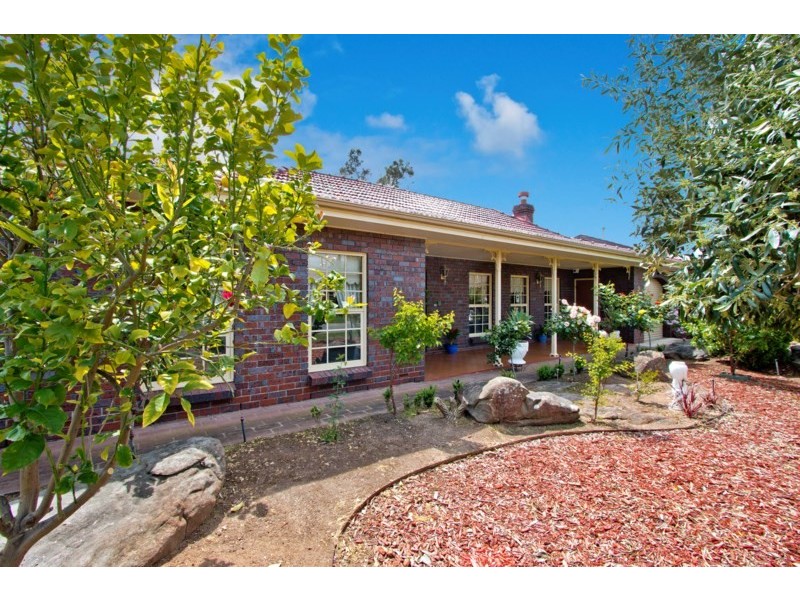 17 Chatswood Crescent, Kidman Park SA 5025