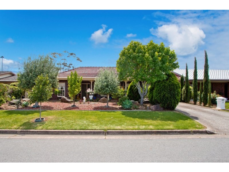17 Chatswood Crescent, Kidman Park SA 5025