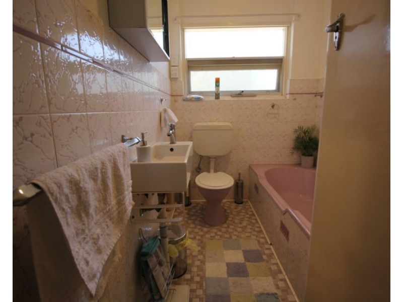 2/2 Captain Cook Avenue, Flinders Park SA 5025