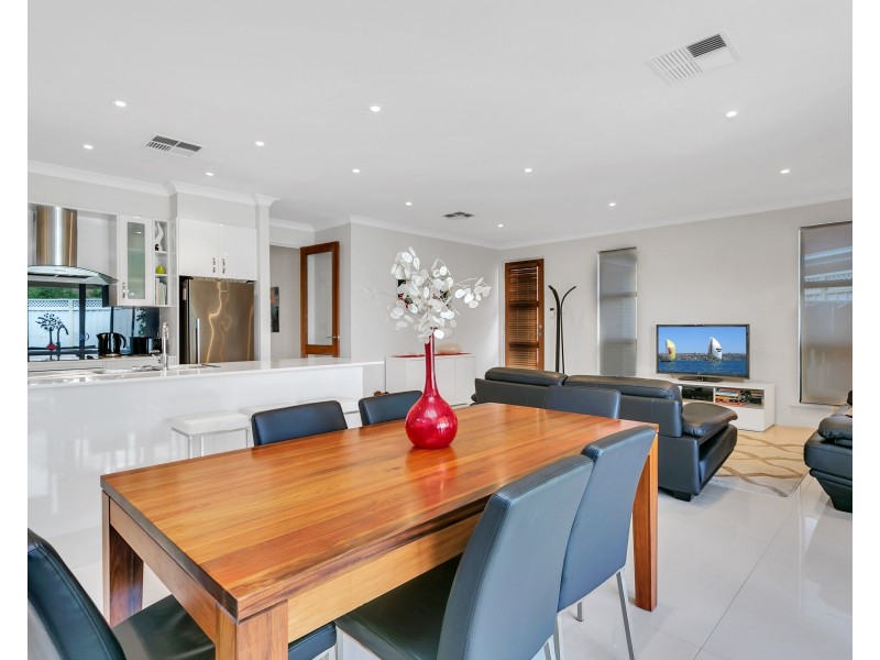 2C Moore Drive, Fulham Gardens SA 5024