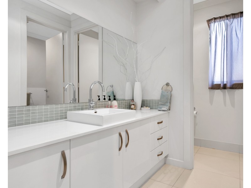 2C Moore Drive, Fulham Gardens SA 5024