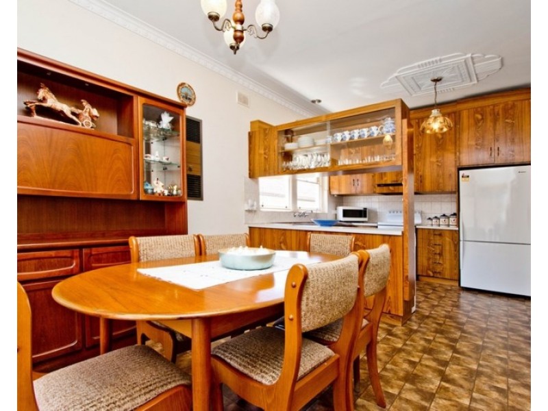 18 Rondo Avenue, Findon SA 5023