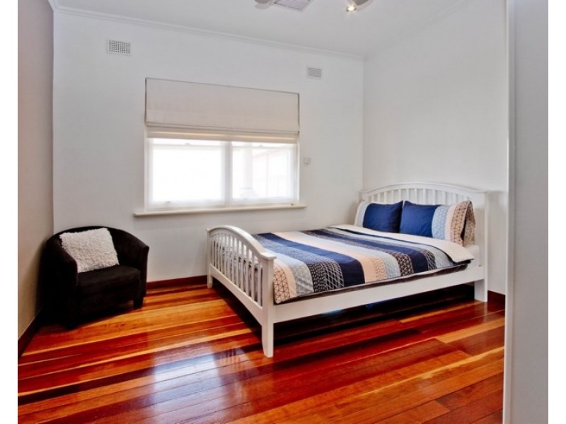 63 Clark Terrace, Seaton SA 5023