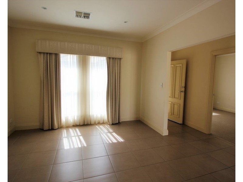 unit 2, 27 Airdrie Avenue, Seaton SA 5023