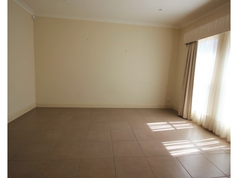 unit 2, 27 Airdrie Avenue, Seaton SA 5023