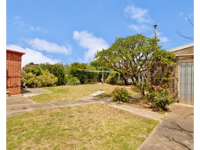 35 Nelson Avenue, Flinders Park SA 5025