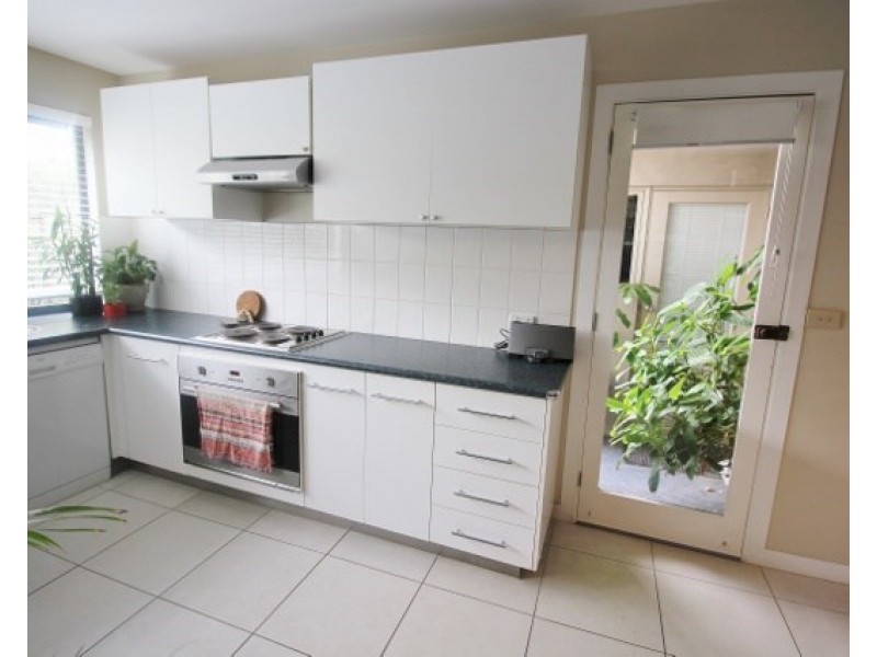 4 Bernard Street, Findon SA 5023