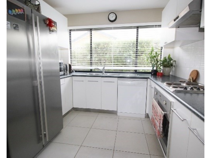 4 Bernard Street, Findon SA 5023