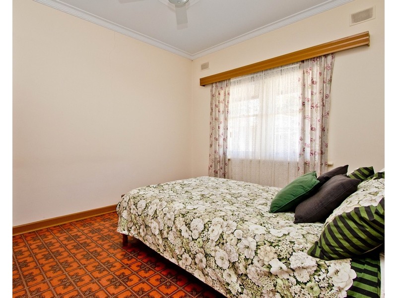 18 Rondo Avenue, Findon SA 5023