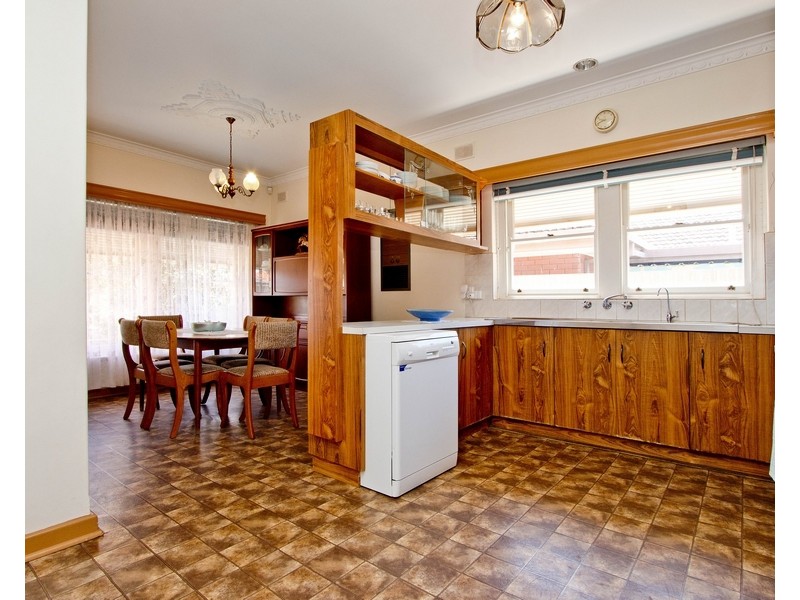 18 Rondo Avenue, Findon SA 5023