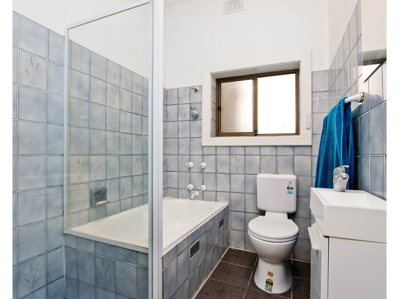 10 Raymond Avenue, Seaton SA 5023