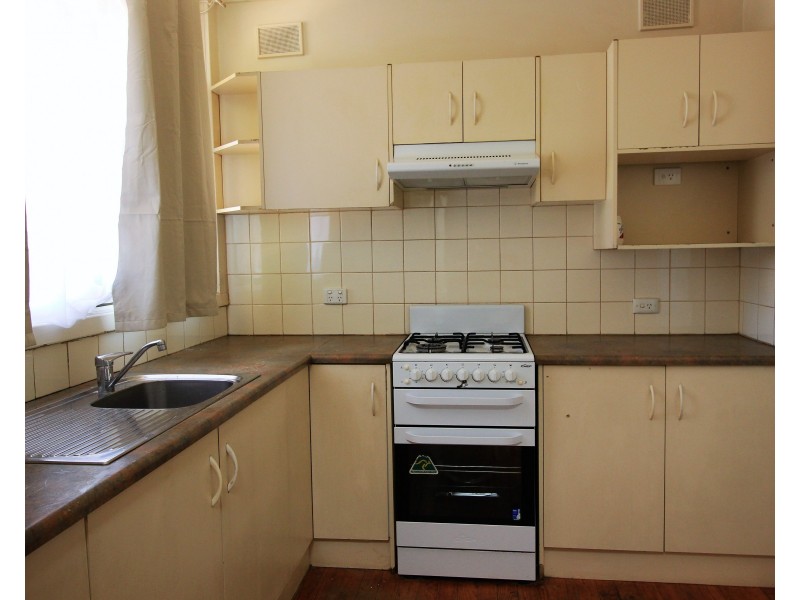 8 Loral Street, Para Hills SA 5096