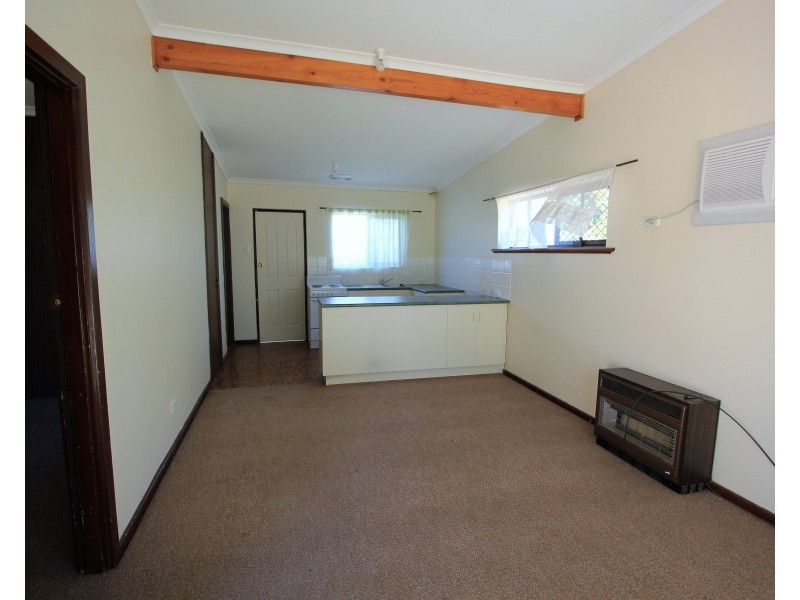 8 Loral Street, Para Hills SA 5096