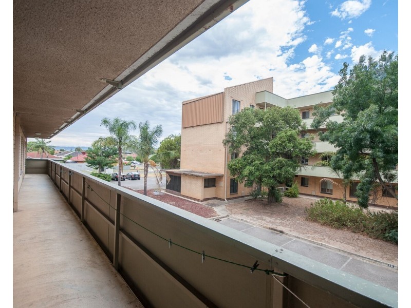 99/3 Noblet Street, Findon SA 5023