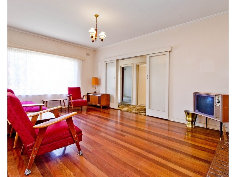2 Richardson Avenue, Findon SA 5023