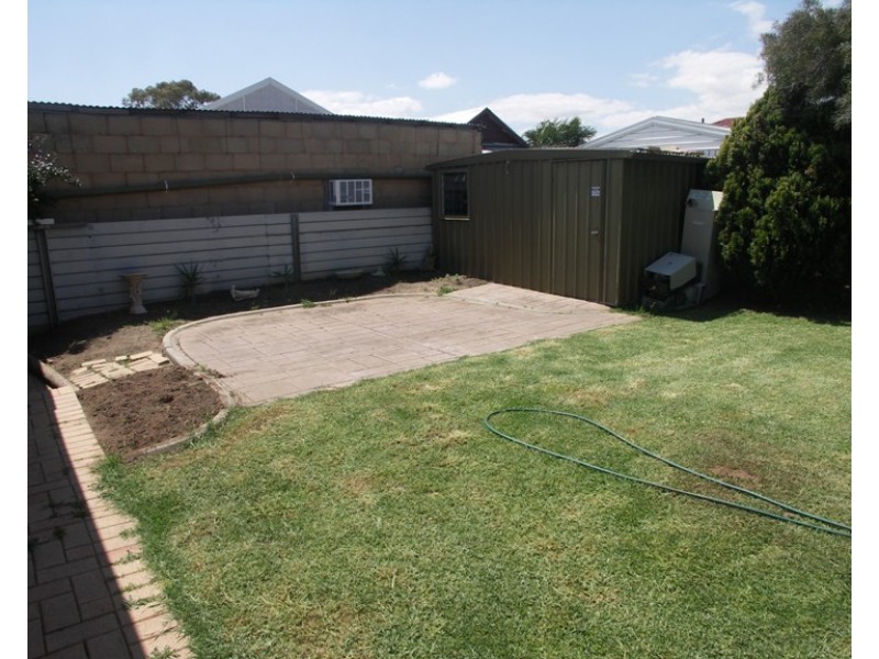 99 Maple Avenue, Royal Park SA 5014