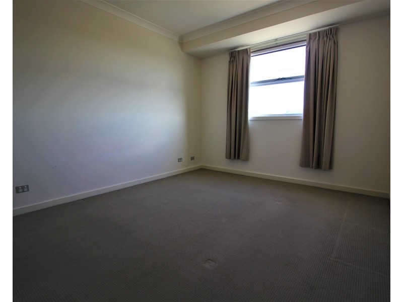 4/1a Pedlar Street, Seaton SA 5023