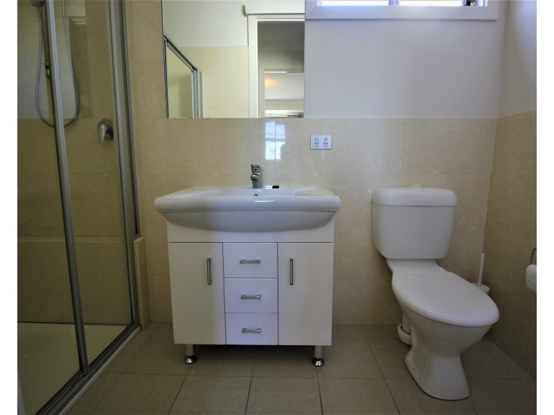 4/1a Pedlar Street, Seaton SA 5023