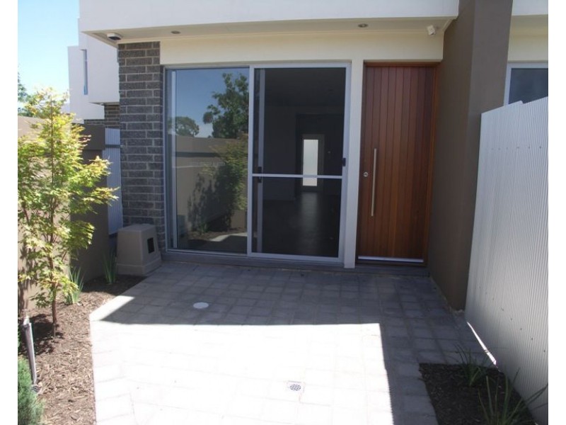 10 Cappers Drive, Brompton SA 5007