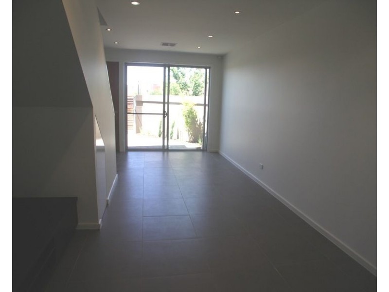 10 Cappers Drive, Brompton SA 5007