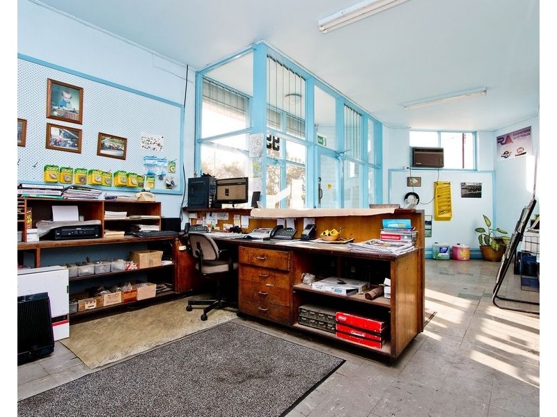 996 Port Road, Albert Park SA 5014