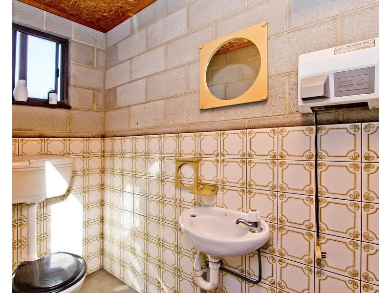 996 Port Road, Albert Park SA 5014