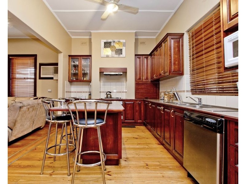 996 Port Road, Albert Park SA 5014