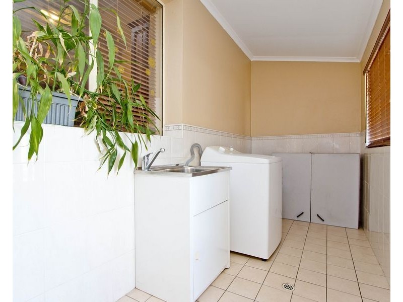 996 Port Road, Albert Park SA 5014