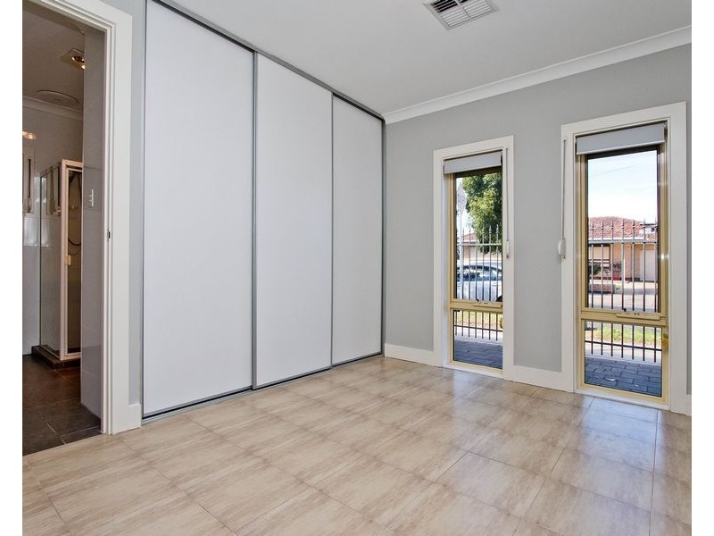 2B Fourth Avenue, Woodville Gardens SA 5012