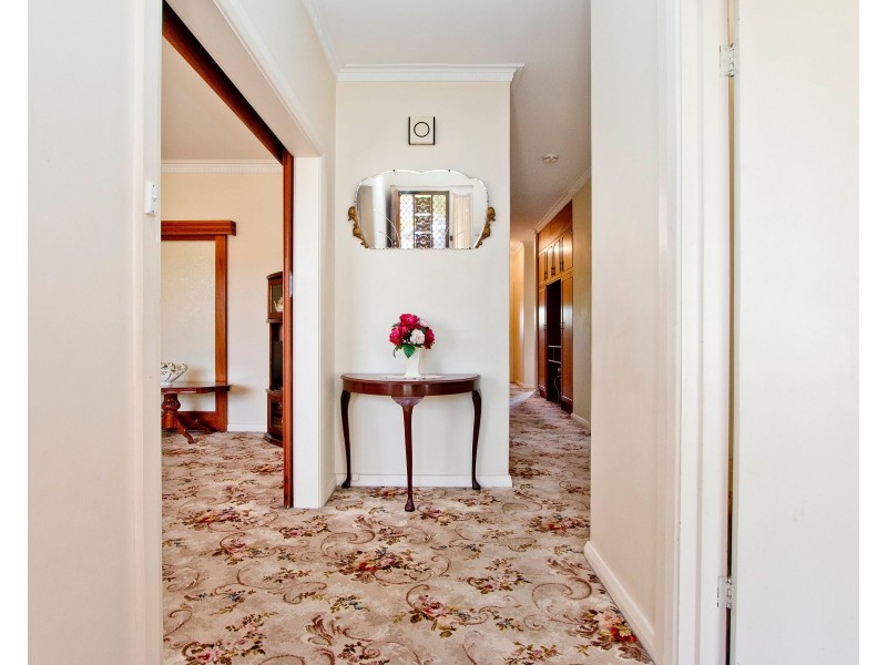 5a Price Weir Avenue, Allenby Gardens SA 5009