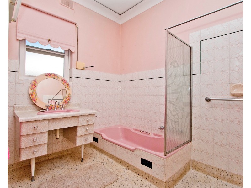 5a Price Weir Avenue, Allenby Gardens SA 5009