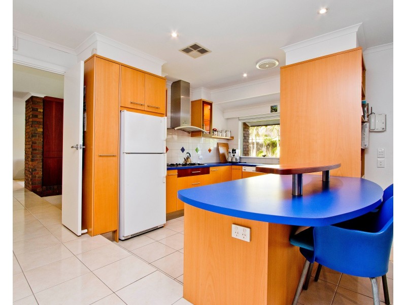 6 Barbados Court, West Lakes SA 5021