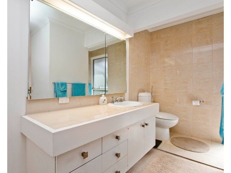 6 Barbados Court, West Lakes SA 5021