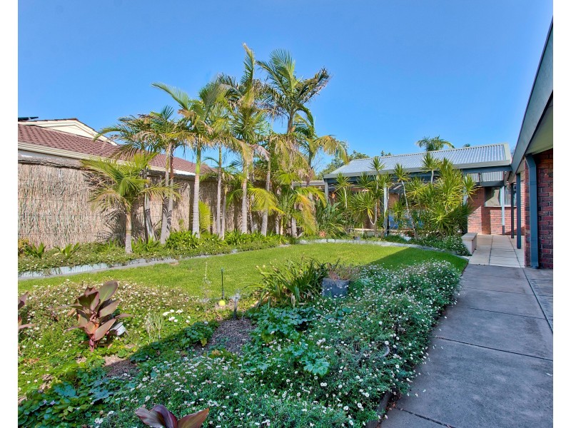 6 Barbados Court, West Lakes SA 5021